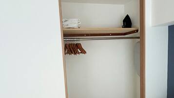 Apartment | Iron/ironing board, free WiFi