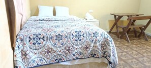 1 dormitorio y ropa de cama