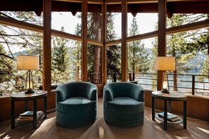 Interior - Donner Delight - Classic Donner Lakefront Cabin with Lake Views, across from Shoreline Park (Truckee)