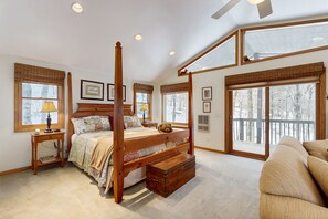 Iron/ironing board, Internet, bed sheets - Adventure Awaits! Beech Mountain Home Near Skiing, Hiking & Trails (Beech Mountain)