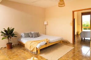 1 bedroom, free WiFi, bed sheets - Private 1BR - Pool- AC- La Punta - Private Kitchen & Bath Optional Breakfast (brisas de zicatela)