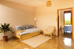 1 bedroom, free WiFi, bed sheets - Private 1BR - Pool- AC- La Punta - Private Kitchen & Bath Optional Breakfast (brisas de zicatela)