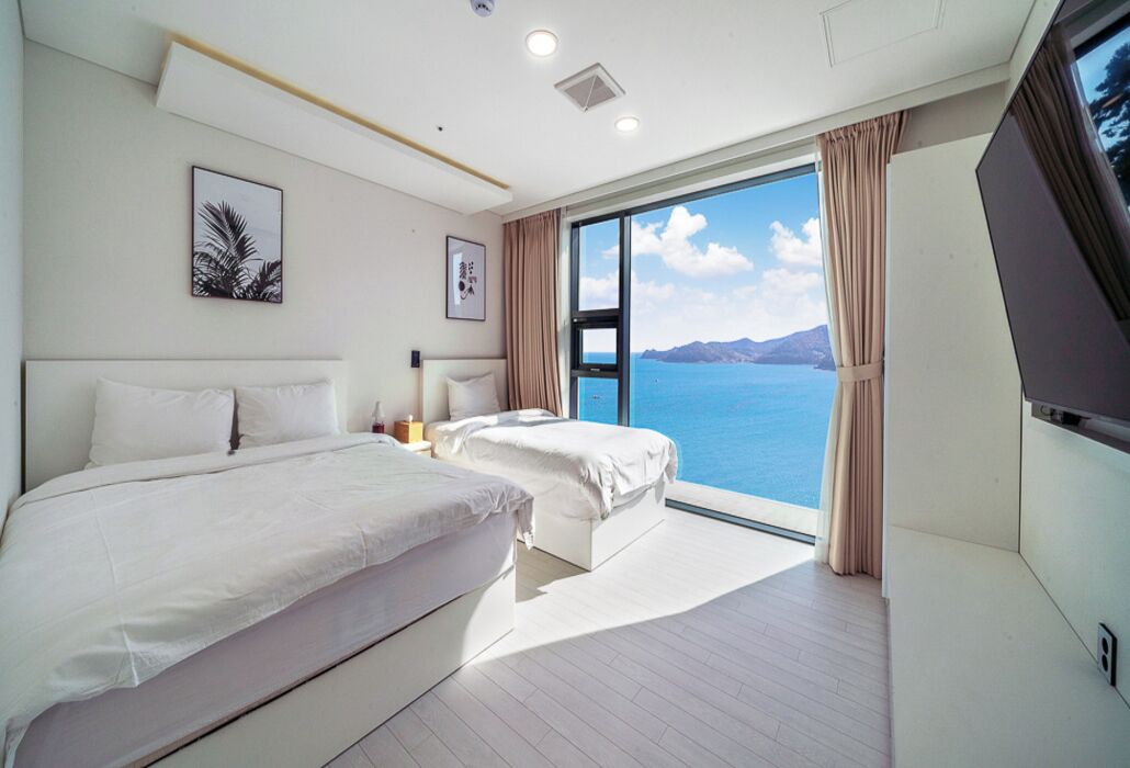 Japanese-style Villa, Balcony, Sea View