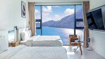 Luxury Twin Room, Sea View | Free WiFi