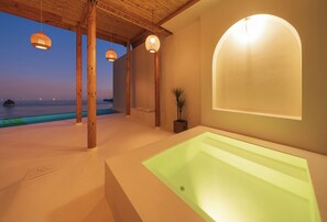 Villa – signature, balkong, sjøutsikt | Spa