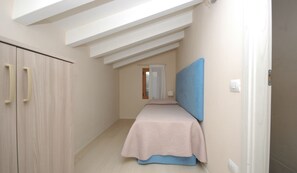 2 bedrooms, WiFi, bed sheets - MARINAZZURRA  - Goelba (Porto Azzurro)