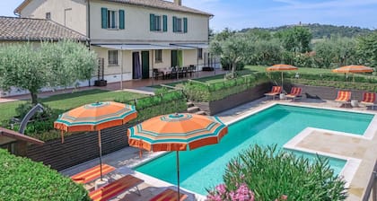 Villa with private pool and panoramic countryside views, just 20 minutes from the Adriatic coast