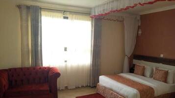 Decoración personalizada, muebles diferentes y wifi gratis