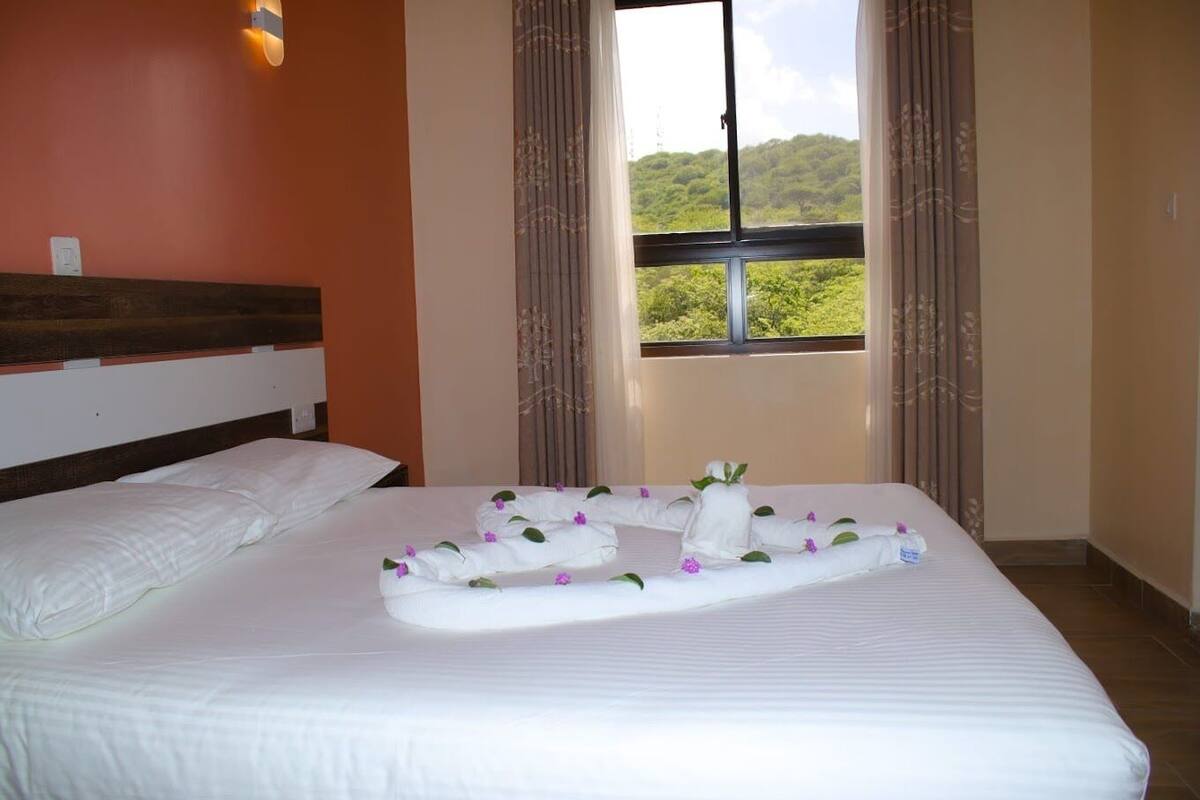 Yhden hengen deluxe-huone | Yksilöllisesti sisustettu, yksilöllisesti kalustettu, ilmainen Wi-Fi