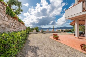 Outdoor dining - La Turistica - La Turistica - Mono Mansardato (Capoliveri)
