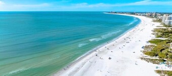 Sarasota Paradise Near Siesta Key (3709)