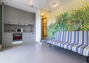Interior - Ofelia, two-room apartment in Fetovaia in a residential complex, 500 m from the beach, with furnishe (Campo nell'Elba)