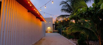 Casa Chukum: private, family and pet friendly 2-story house