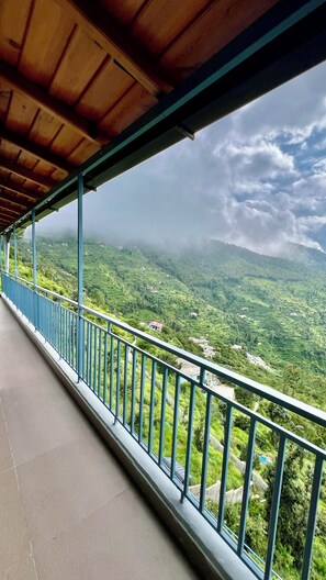 Property grounds - Vista by Booksy One (Satbunga)