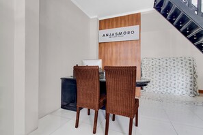 Interior - Hotel O AGH 18 (Semarang)