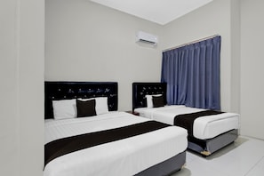 Deluxe Twin Room | Free WiFi, bed sheets