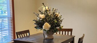 Spacious 4-bedroom house in welcoming Mobile with AC