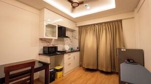 Superior suite, balkon | Een bureau, een laptopwerkplek, gratis wifi