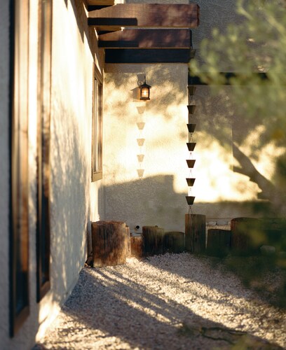 Desert Dreams Hacienda - Hot Tub, Firepit & 15 min to JTNP