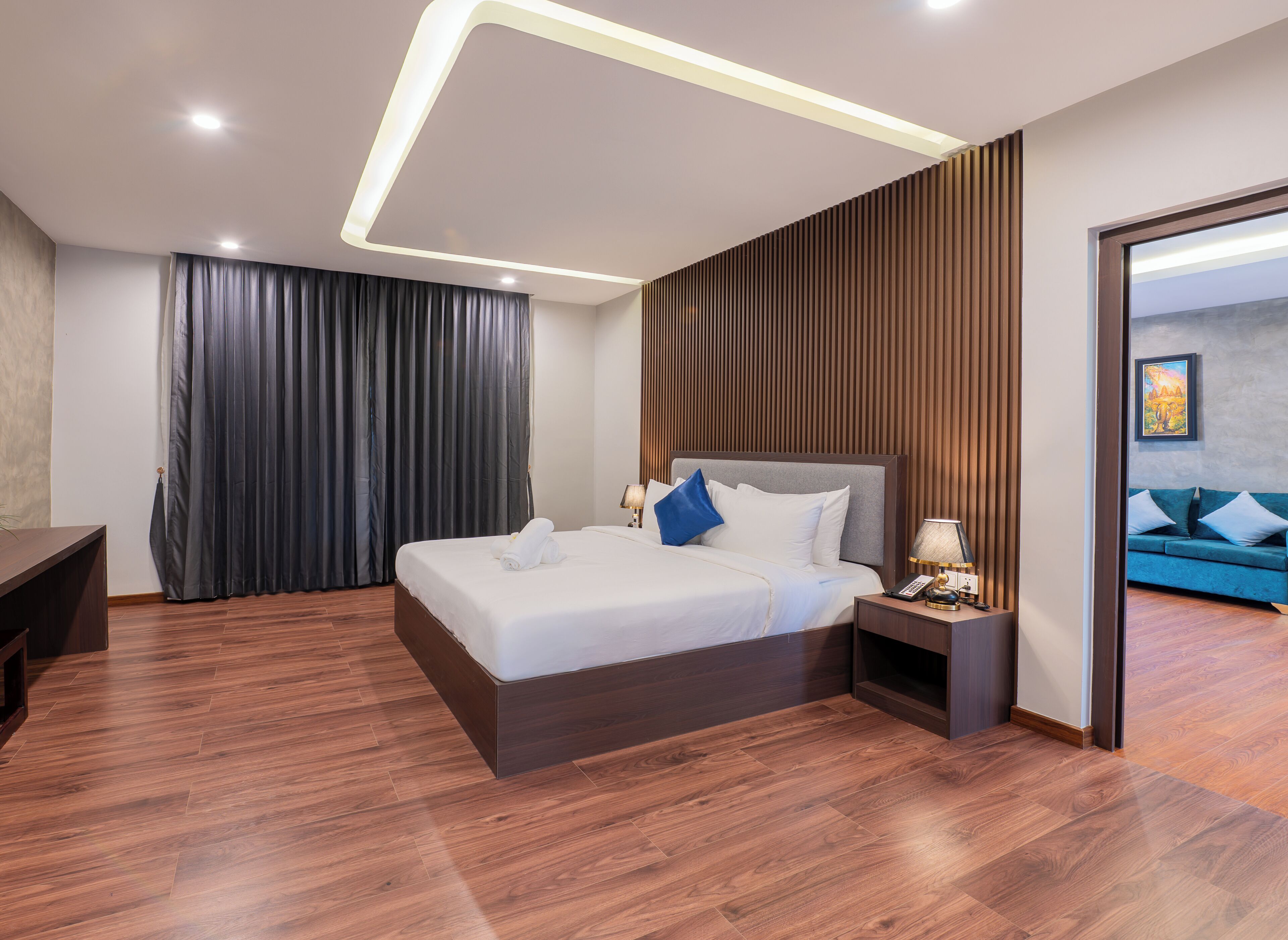 Luxury Suite, Pool View | In-room safe, soundproofing, iron/ironing board, free WiFi