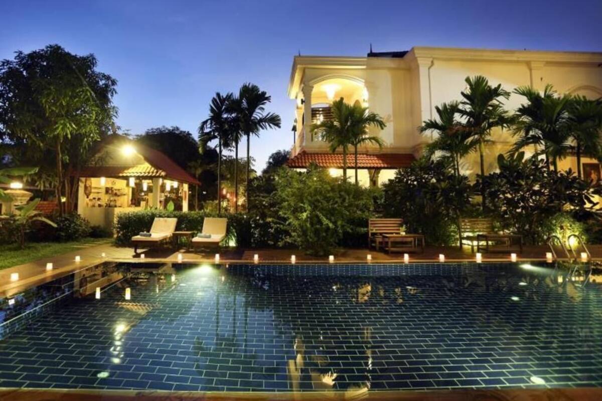 Indoor pool, open 8:00 AM to 9:00 PM, free cabanas, pool umbrellas