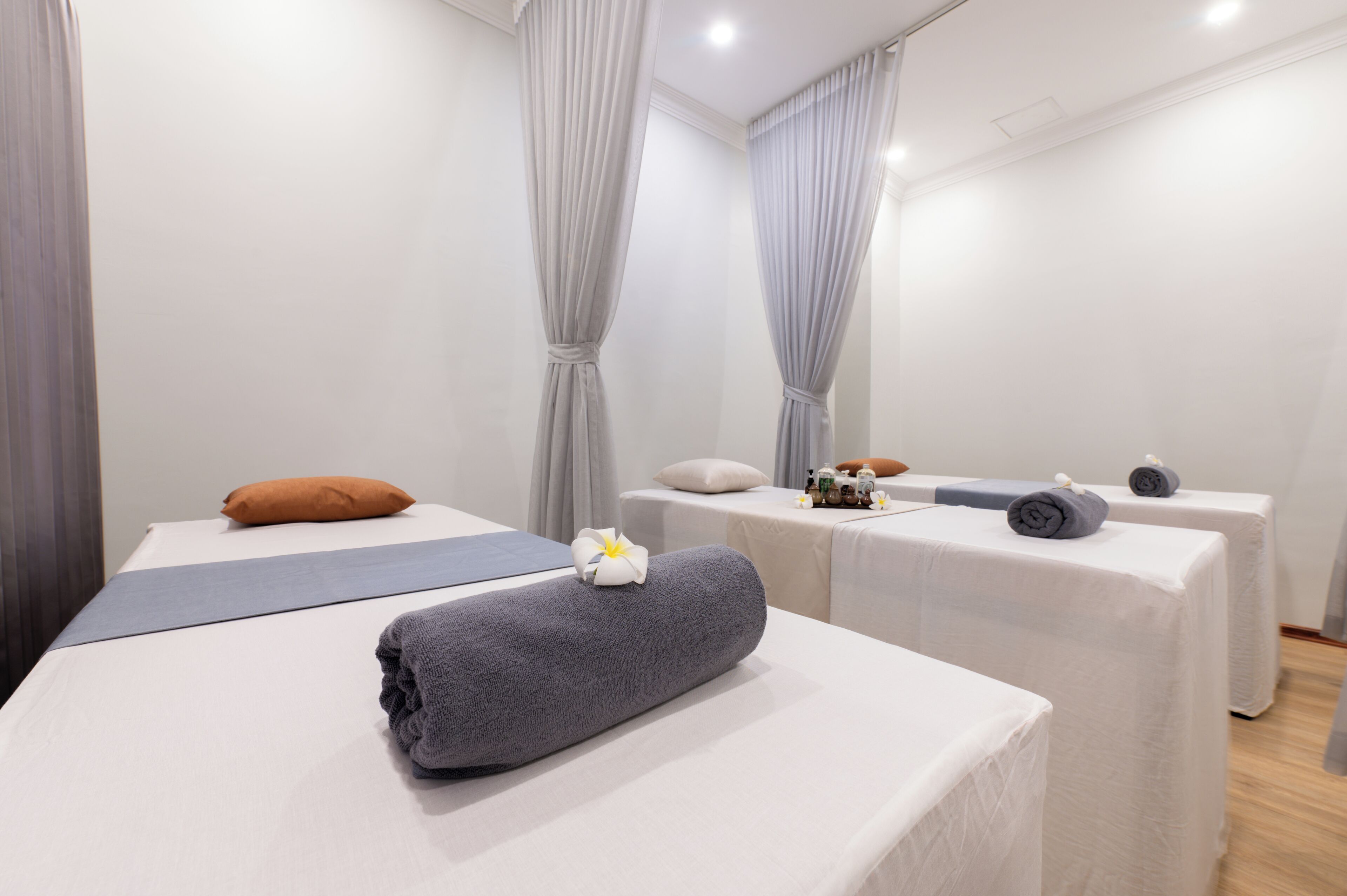 Body treatments, aromatherapy, hot stone massages, deep-tissue massages