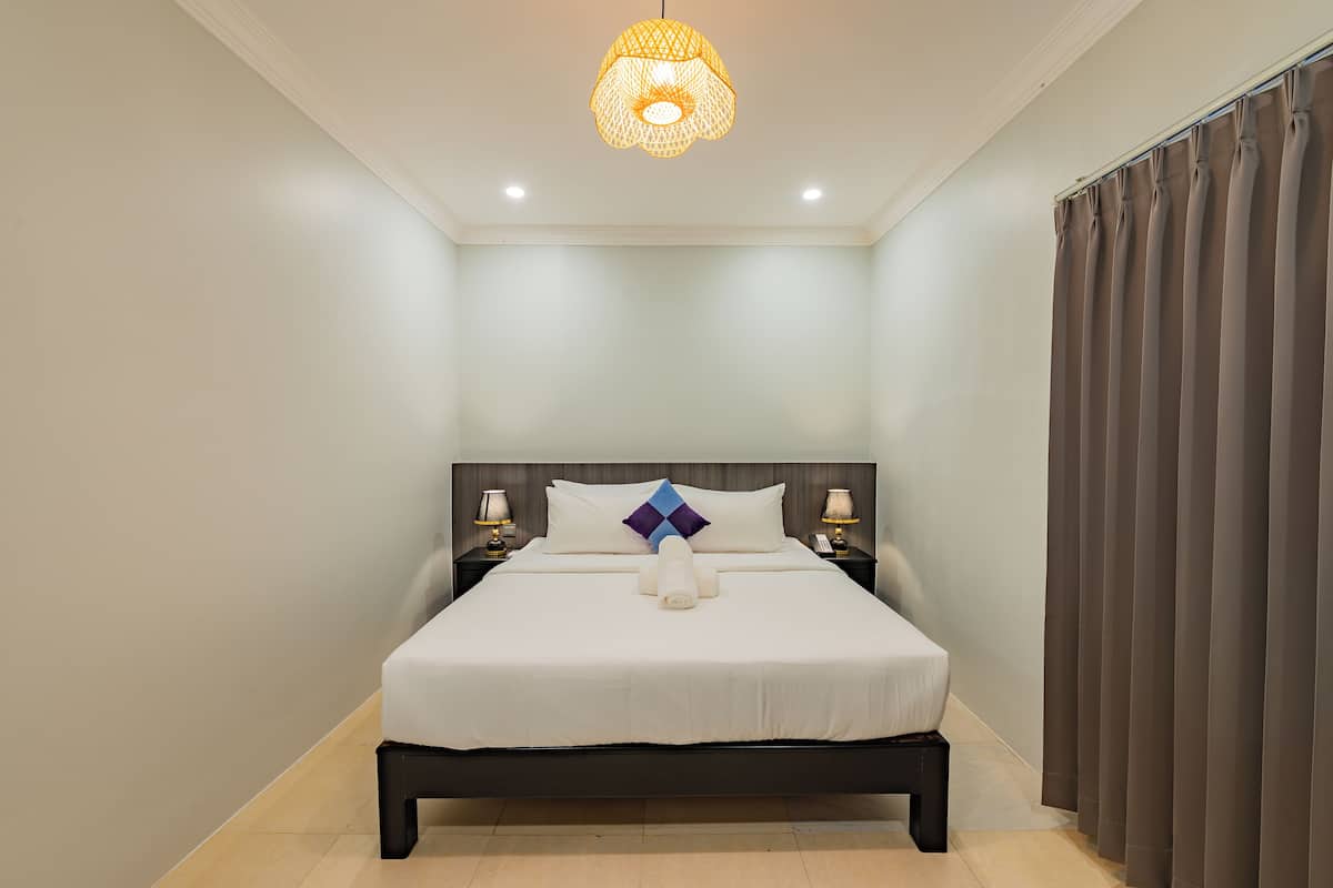 Standard Room, Garden View | In-room safe, individually decorated, individually furnished, desk