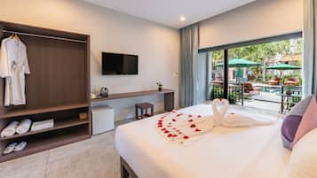 Junior Suite, Pool View | Aerial view