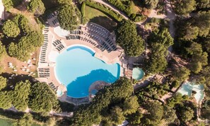 Outdoor pool - 2 Room Apartment for 5 People Comfort (Mallemort)