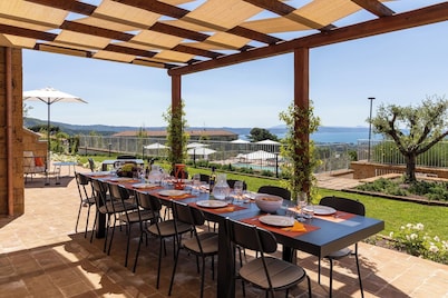 Tenuta Poggio Guiano- Property with pool and views of Lake Bolsena