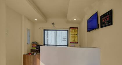 Hotel O Vapi Gidc Formerly Zion Inn