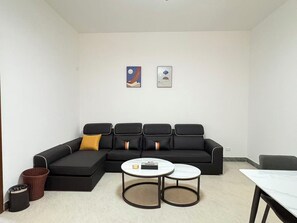 Suíte luxo, vista para a montanha | Área de estar