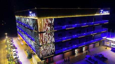 Exterior. Xiaos Henderson Hotel
