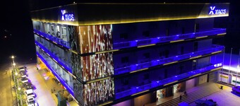 Xiaos Henderson Hotel