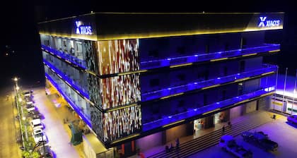 Xiaos Henderson Hotel