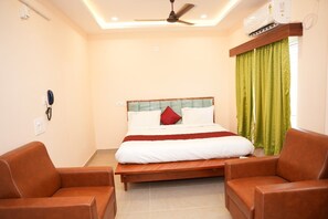 Deluxe Room | Free WiFi - CSM ATHIDHI GRAND (Tirupati)