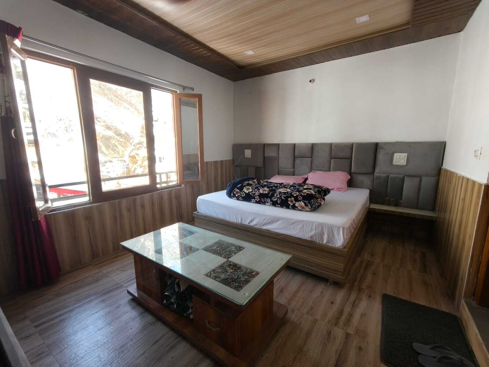 Basic Double Room