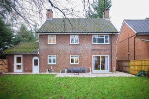 Exterior - West of Brick & Bloom (Greater London)