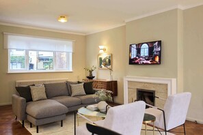 TV - West of Brick & Bloom (Greater London)