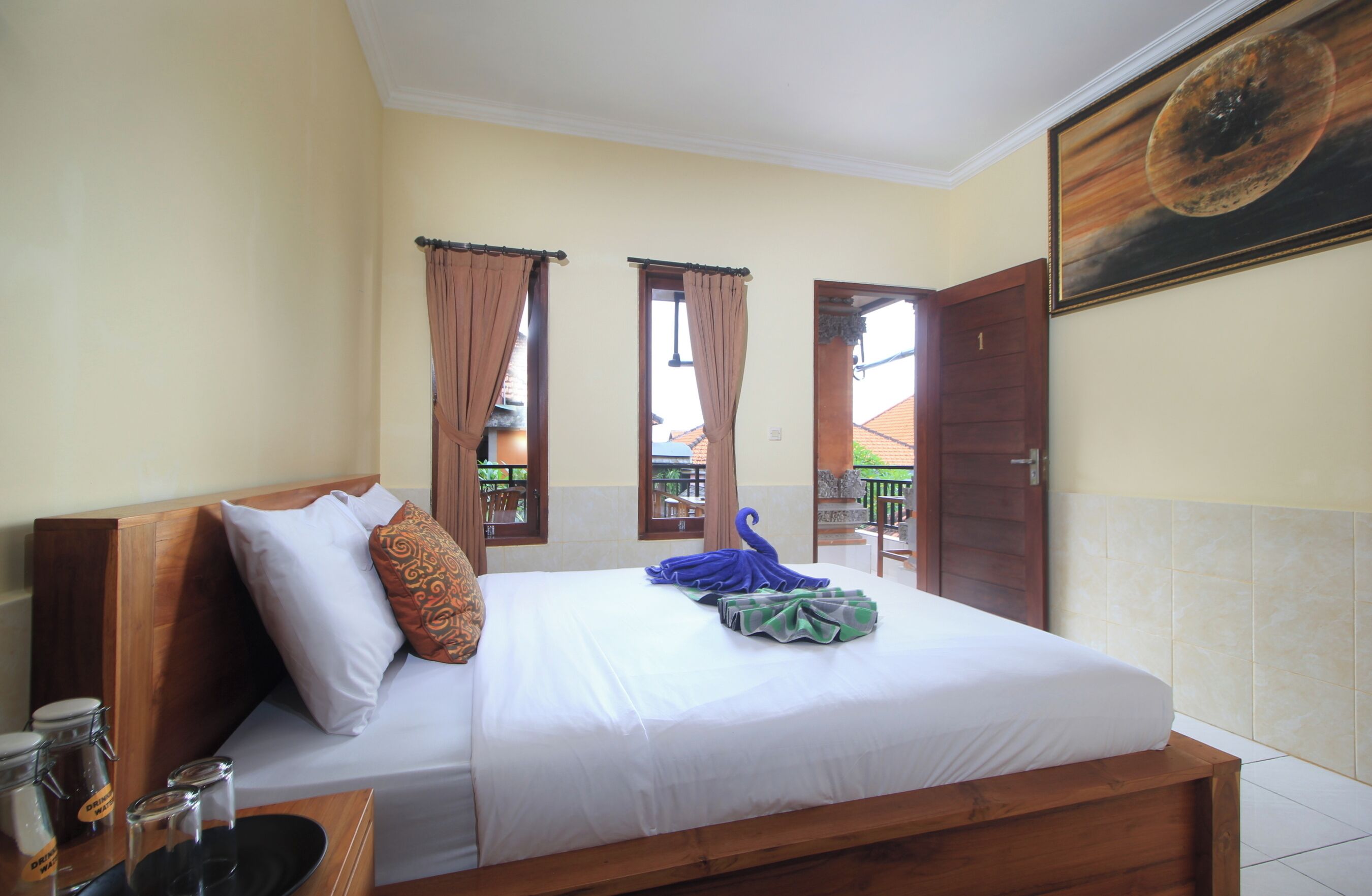 Habitación doble, balcón | Escritorio, espacio para trabajar con laptop y wifi gratis 