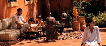 리아드 아이차 아디
