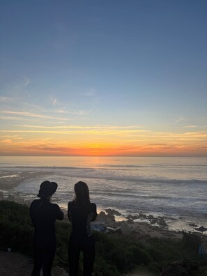 Surfing/bodyboarding