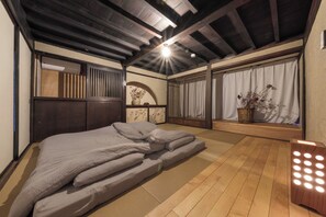 Desk, free WiFi, bed sheets - Nagano Suwa | 5 minutes from Okaya IC | Private tr / Okaya City Nagano (Okaya City)