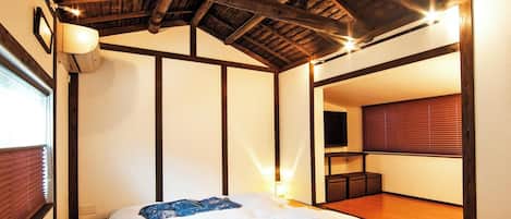 Desk, free WiFi, bed sheets