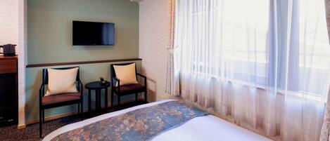 Schreibtisch, kostenloses WLAN, Bettwäsche