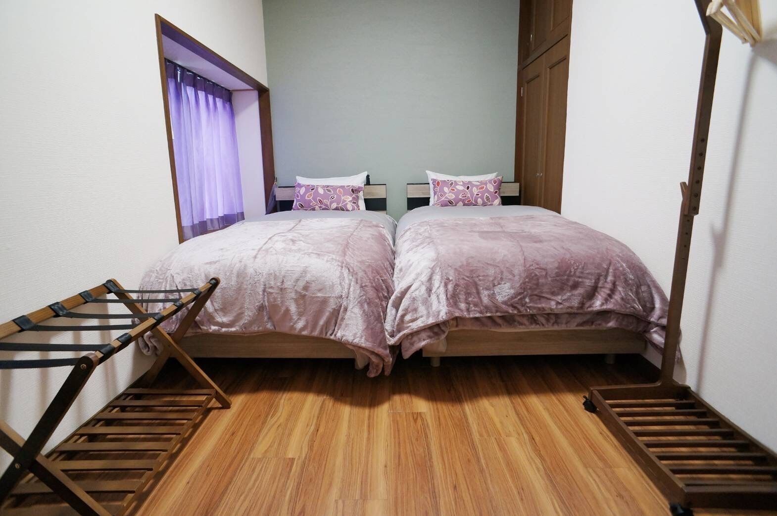 Bureau, Wi-Fi gratuit, draps fournis