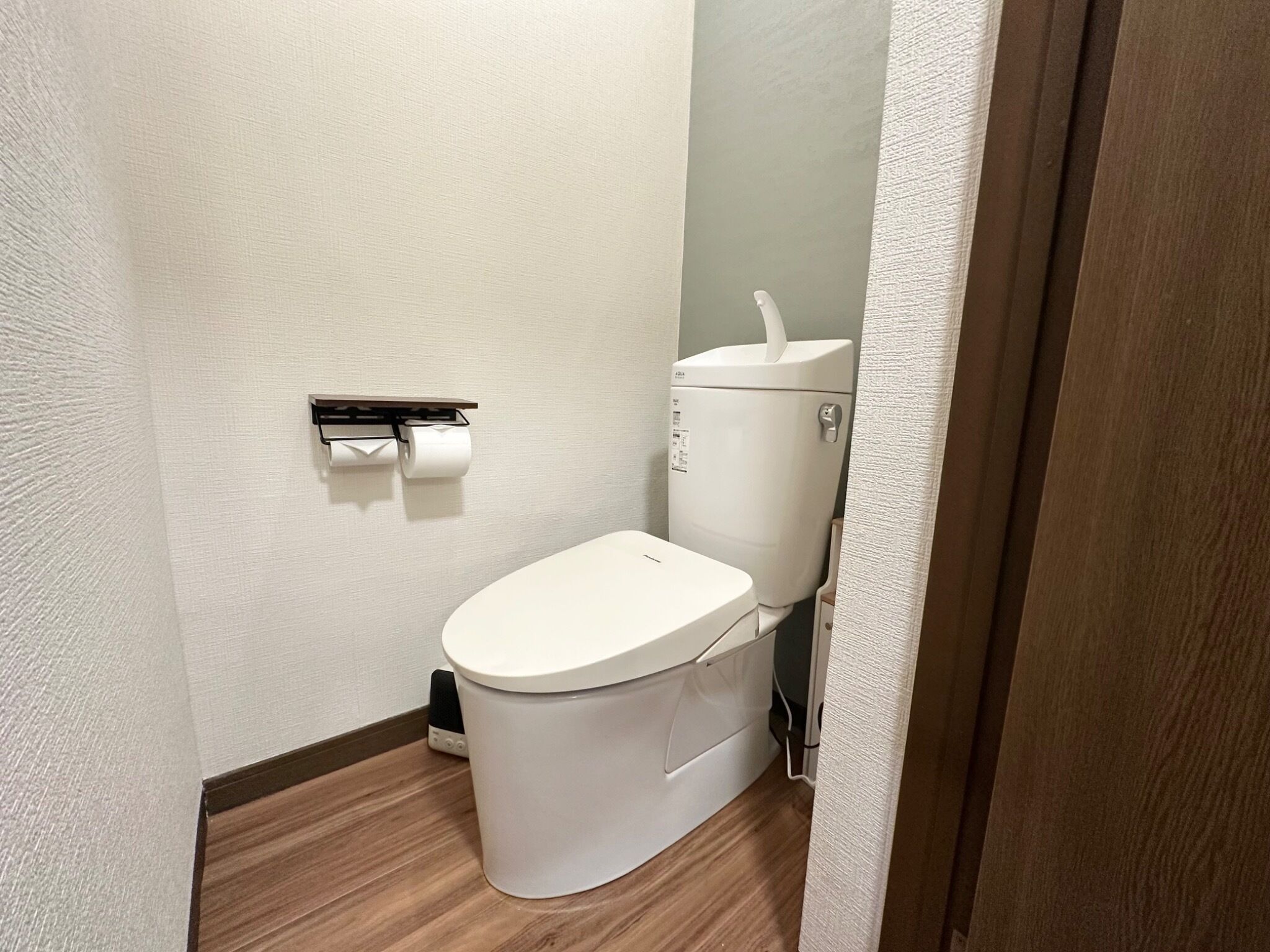 Sèche-cheveux, serviettes fournies