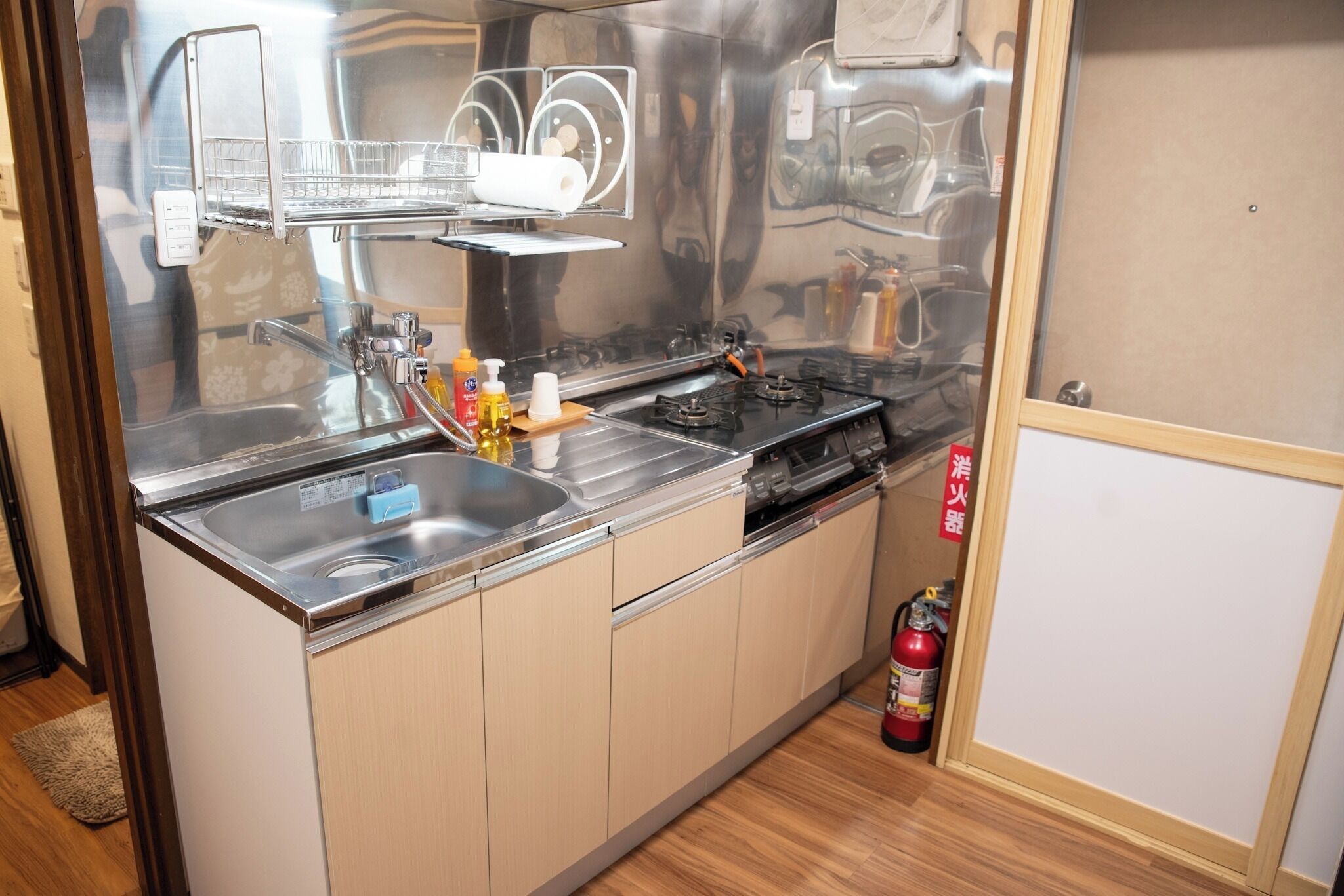Fridge, microwave, stovetop, cookware/dishes/utensils