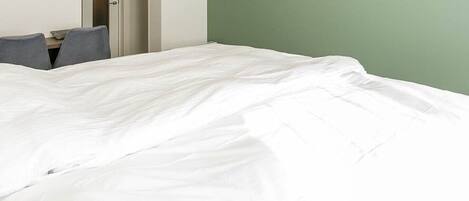 Schreibtisch, kostenloses WLAN, Bettwäsche