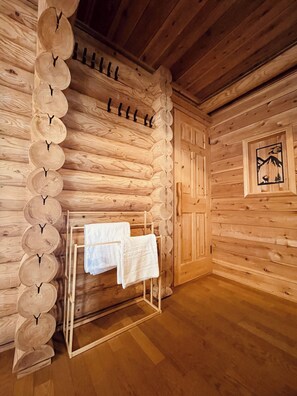 Sauna - 2 Min to Hakuba47  Cozy Riverside Log Cabin / Bei'an Tan County Nagano (Bei'an Tan County)